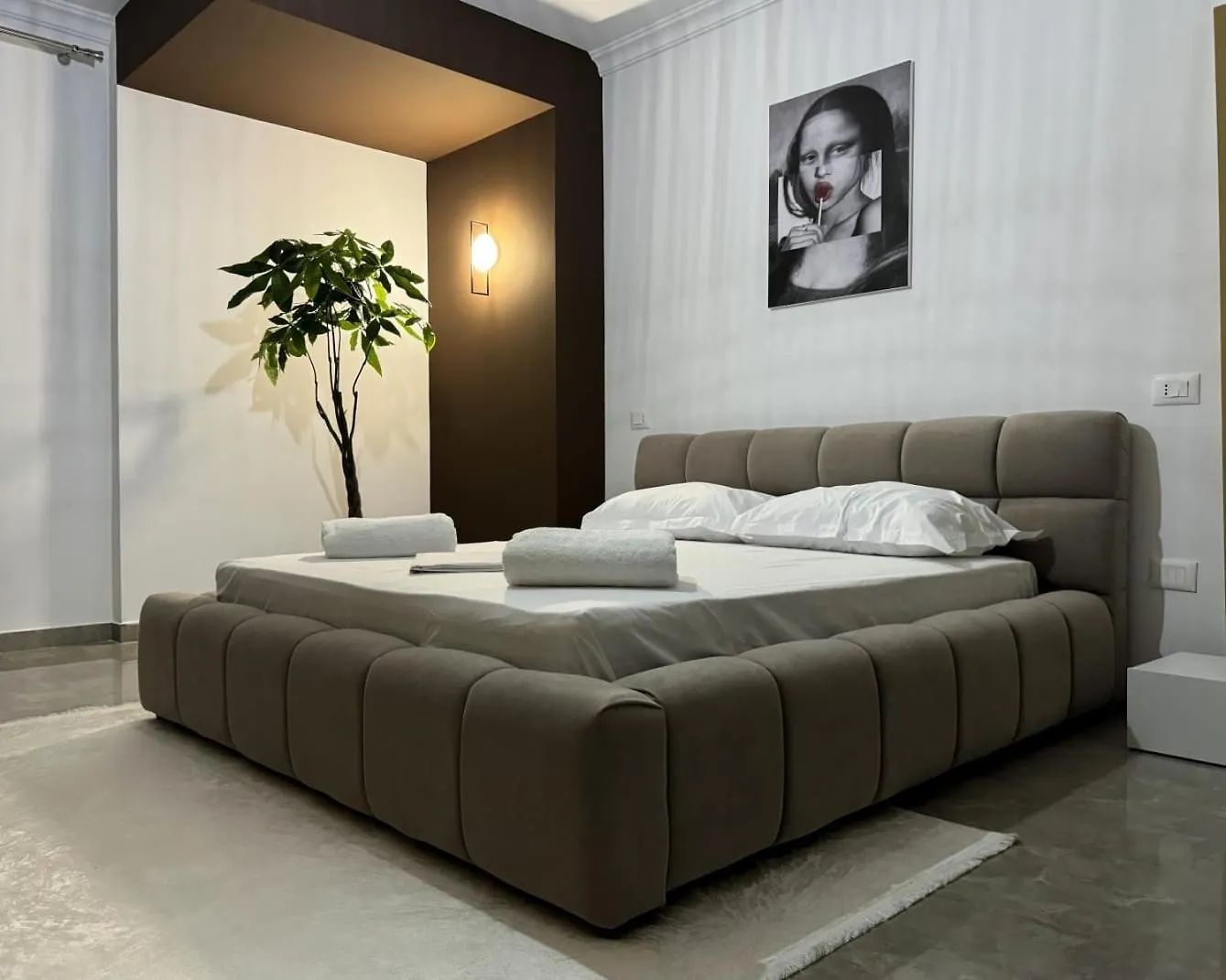 Imagination Inn Τίρανα