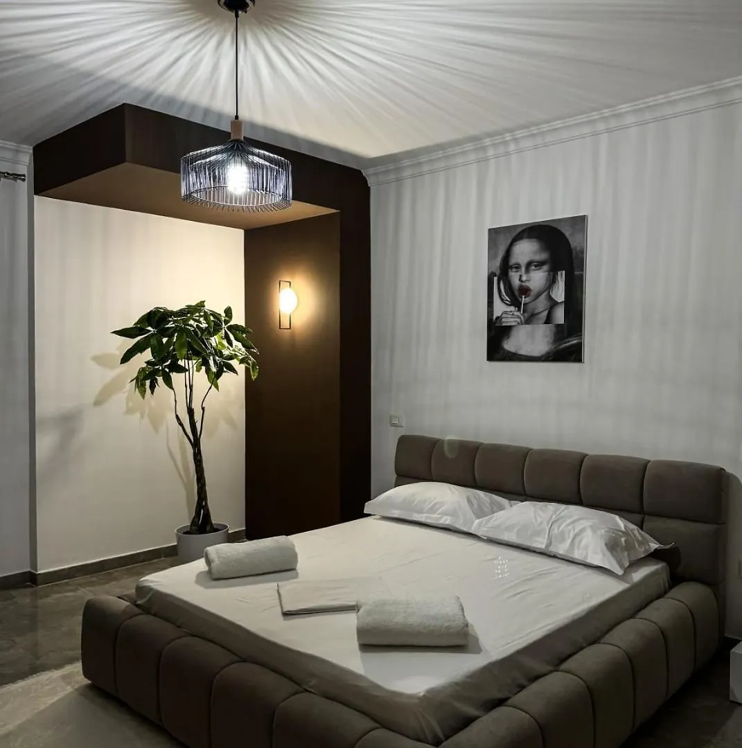 아파트 Imagination Inn 티라나